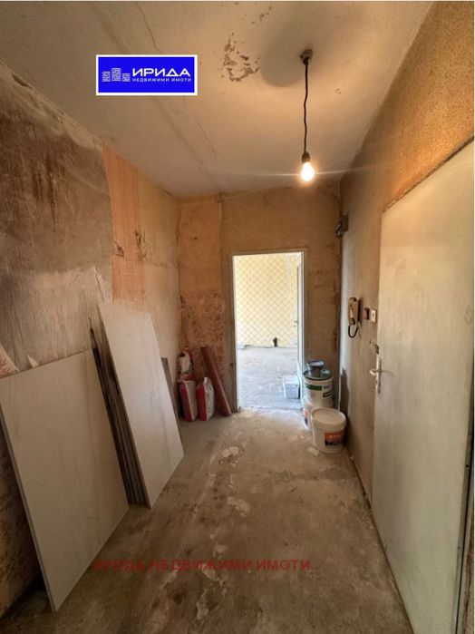 Продава се Двустаен апартамент в София, Надежда 1 - 48 кв.м за 1212 €/кв.м - Снимка #1