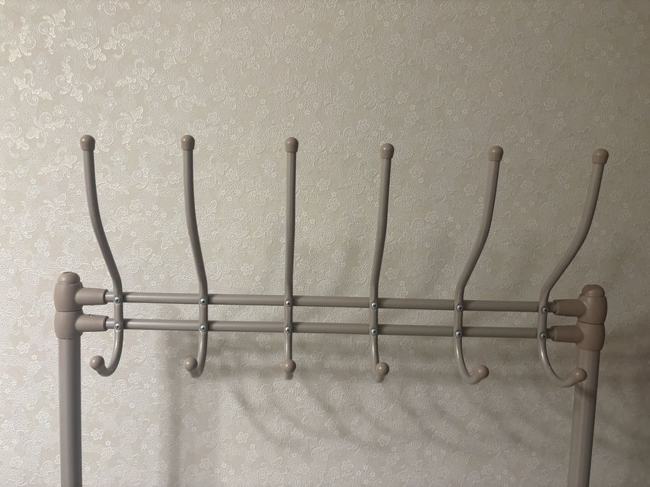 Вешалка с обувницей