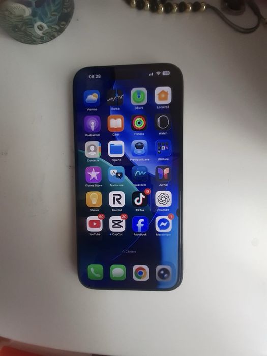 Vand sau schimb iphone 15 pro max 256GB