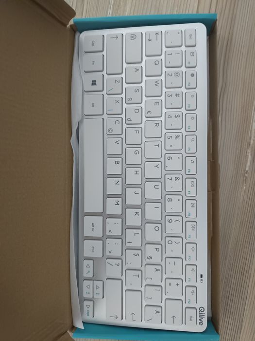 Tastatura BT !!!
