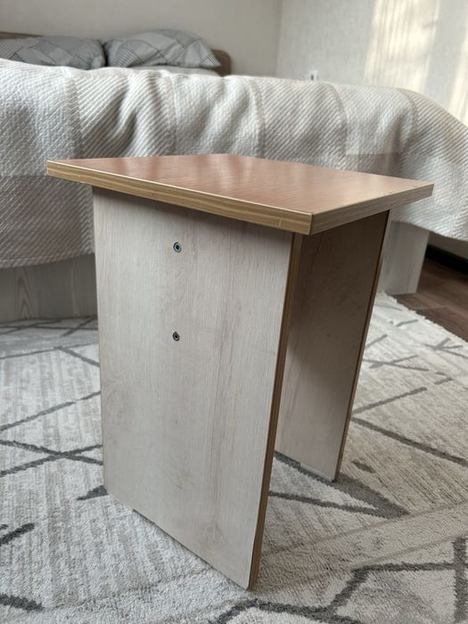 Продам набор стульев 4шт.