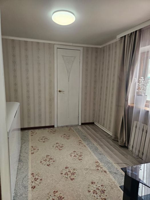 Жер уй сатылады.