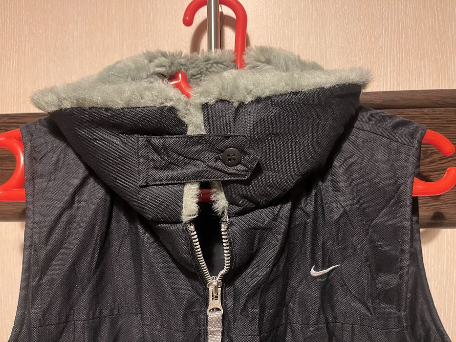 Намален! Оригинален елек Nike