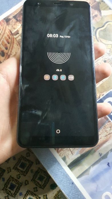 Samsung Galaxy A7 (2018)