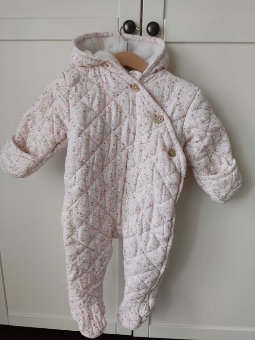 Vând salopetă bebeluși mamas & papas.