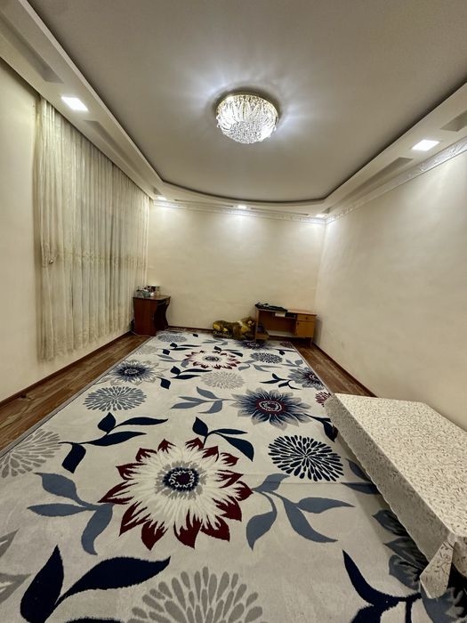 Своя дом в Чирчике Троицк 3,5 сот.6 комн. + Кухня,туалет,ванна,