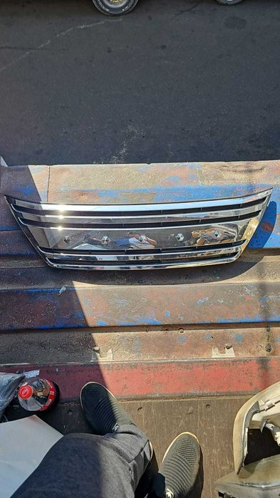 Решётка радиатора на Toyota Alpard