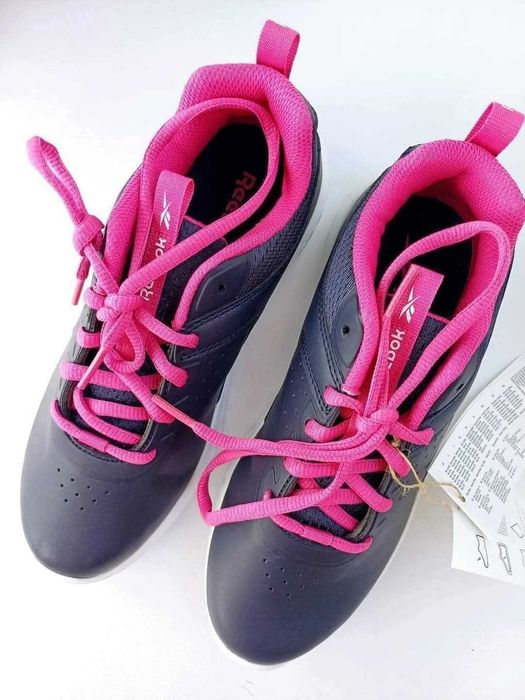 Reebok НОВИ оригинални маратонки