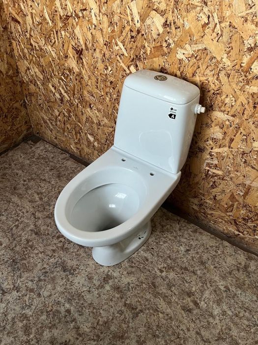 Продам унитаз Gersanit