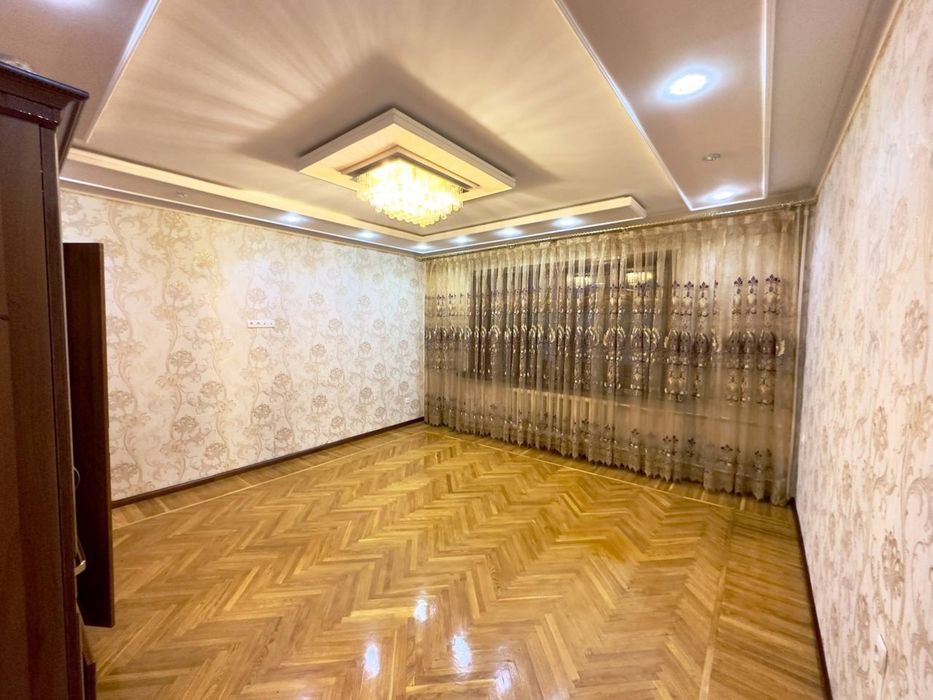 Аренда двухкомнатная квартира в центре города совсем удобствами Чорсу