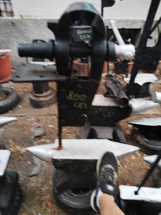 Nicovala menghina atelier fier forjat