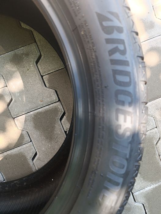 Anvelope de vara 305 40 20  Bridgestone Runflat*BMW dot 5220