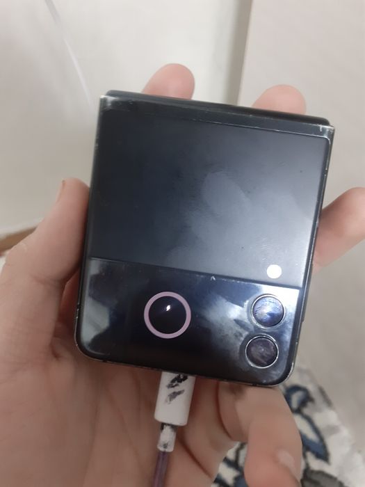 Samsung Z flip 3 5g Ekran kuygan