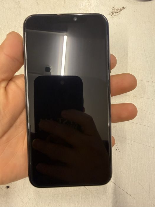 Айфон xs 256 гб емкость 77%