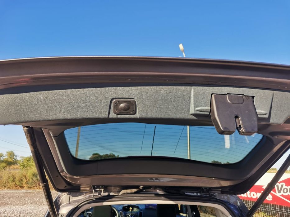 Vând Ford c-max/7 locuri
