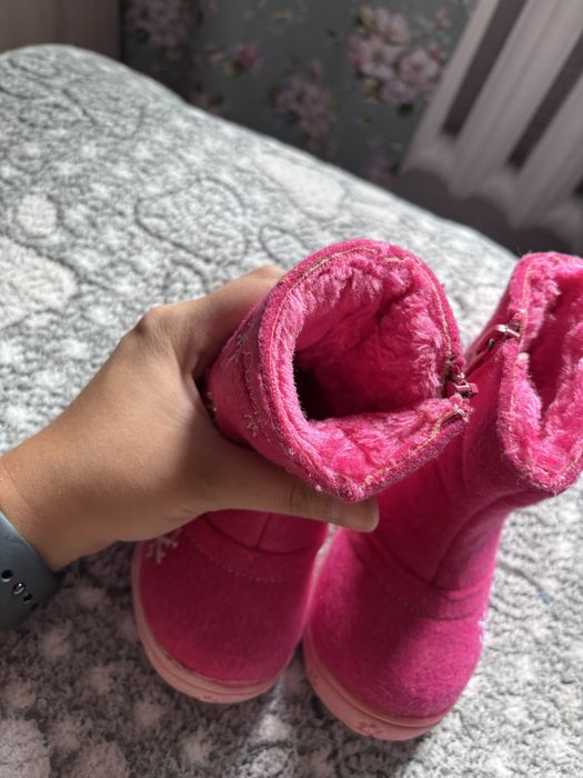 Зимние ботинки на девочку