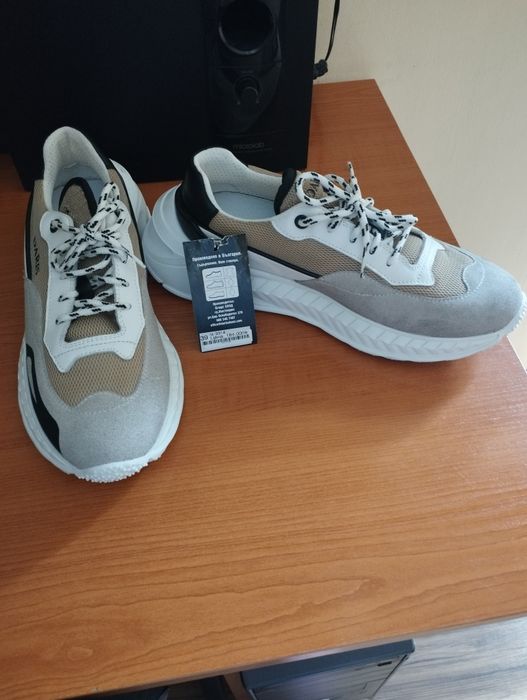 Дамски сникърси,39 номер,чисто нови