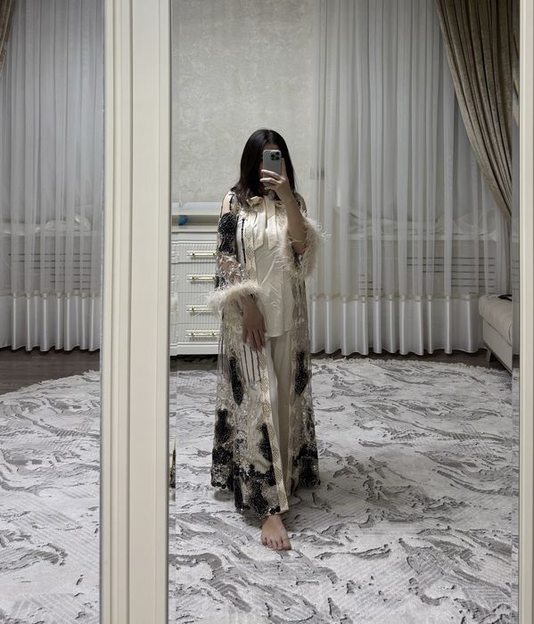 Kelinlar uchun zamonaviy uslubda ansambl