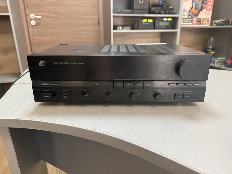 Усилвател Sansui AU-X301i