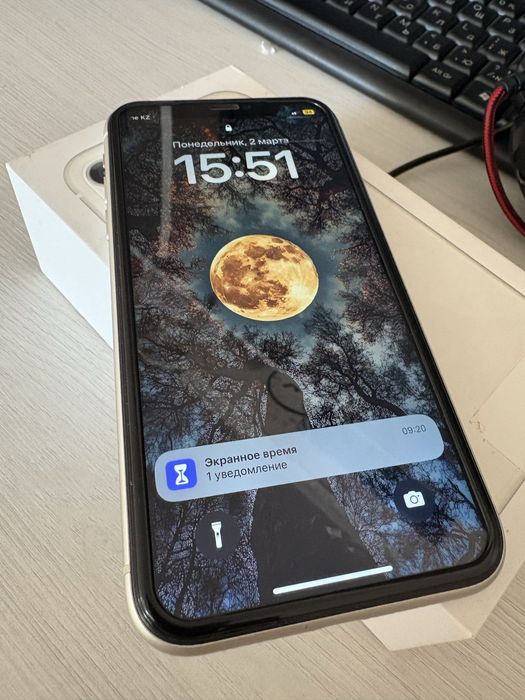 Айфон 11 64гб. с коробкой