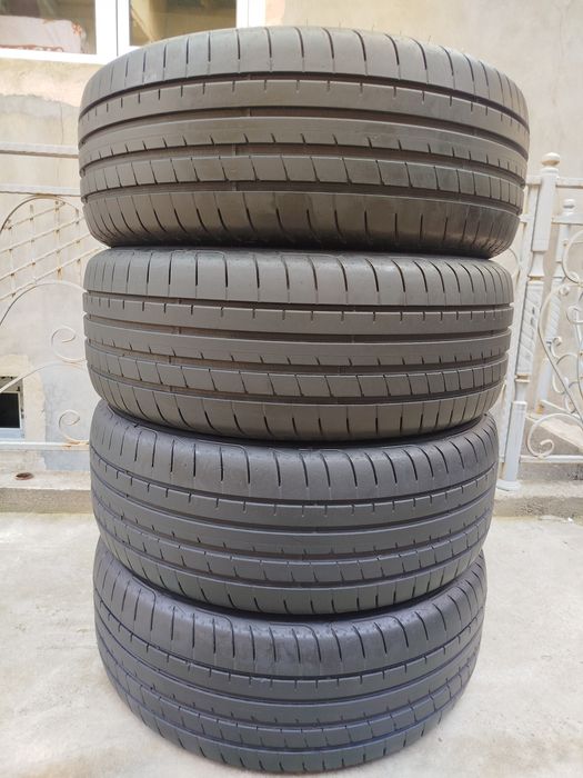 235 55 R19 Shina Good Year