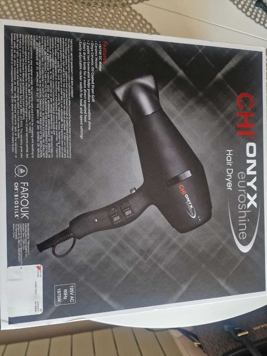 CHI Onyx Euroshine чисто нов сешоар