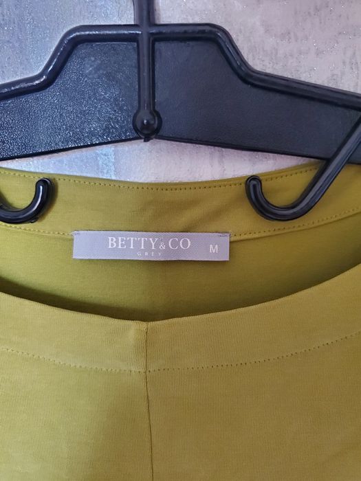 Женская одежда листайте