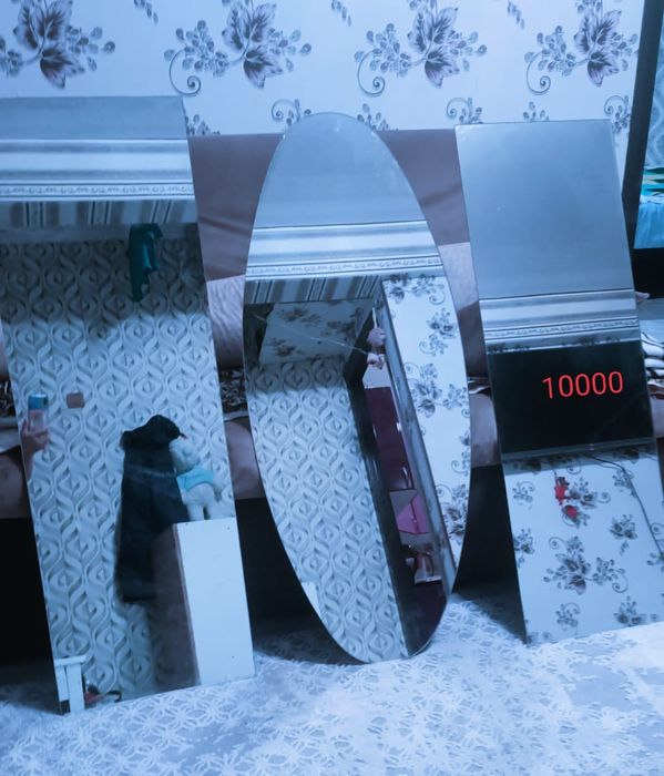 Продам большие зеркала.