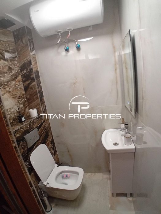 Многостаен апартамент на 2 нива в Центъра на града