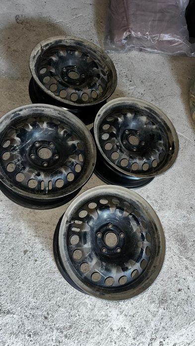 Продам Диски R16, 5 болтов штампованные