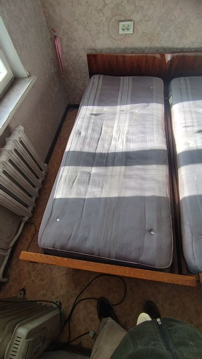 Советские шкаф,кровати и трюмо