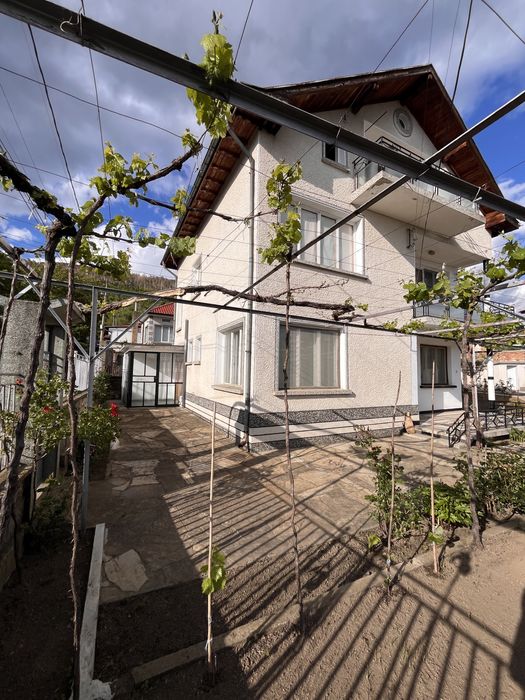 Продава се Къща в Шипка - 200 кв.м за 750 €/кв.м - Снимка #2