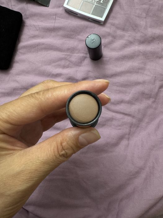 Тени Dior, корректор Kiko, блеск MAC