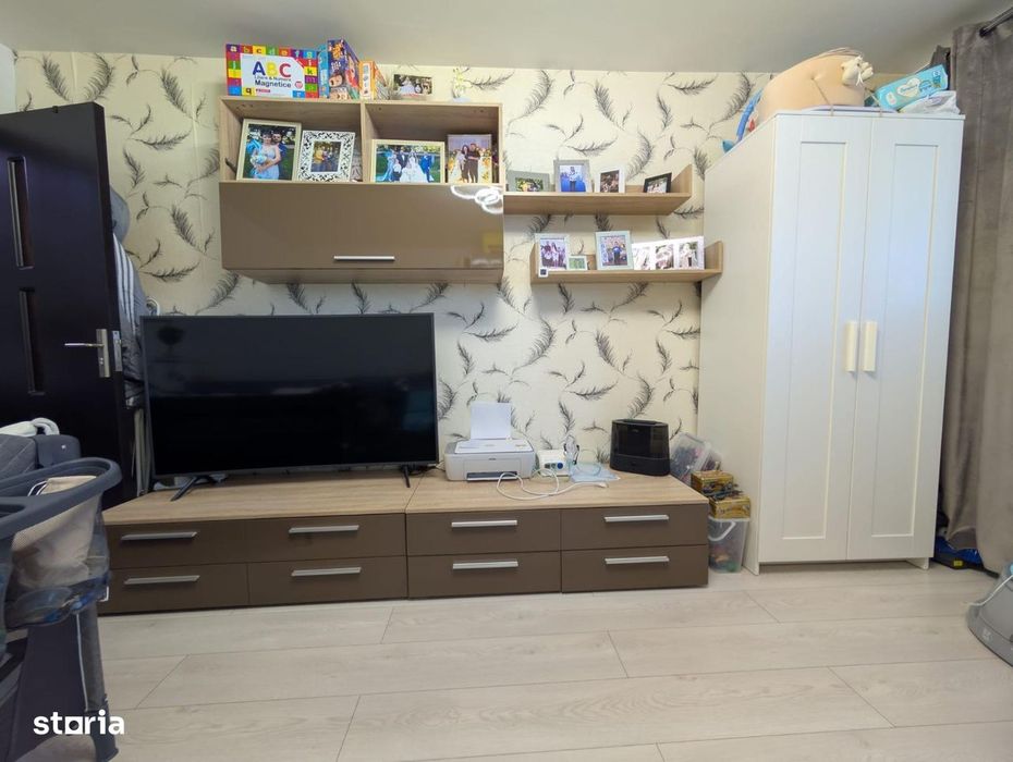 Apartament 2 camere, balcon, Salajan, etaj 10