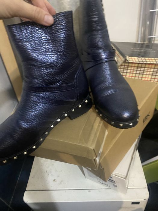 Зимние кожанные сапоги