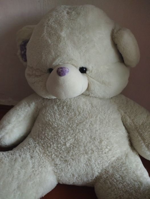 Большой мишка Тедди