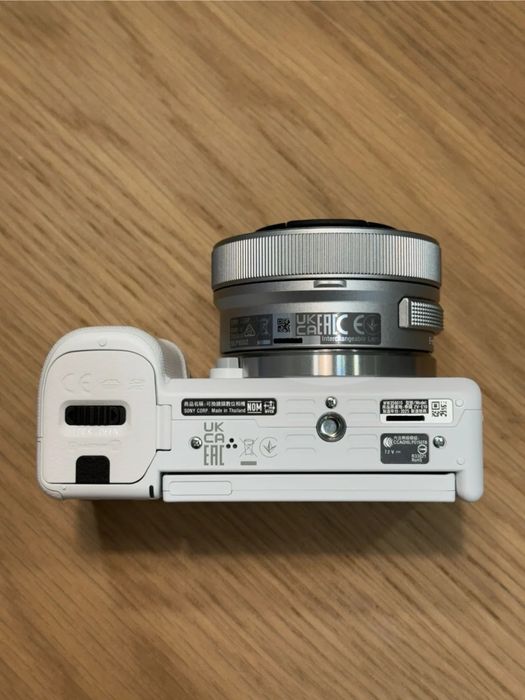 Фотоаппарат Sony ZV E10 4K