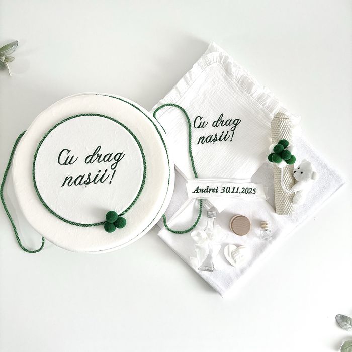 Set trusou personalizat pentru botez