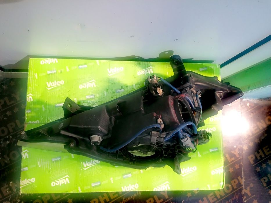 Фар Фарове за Нисан Мурано / Nissan Murano Z50 Bi-Xenon D2S.