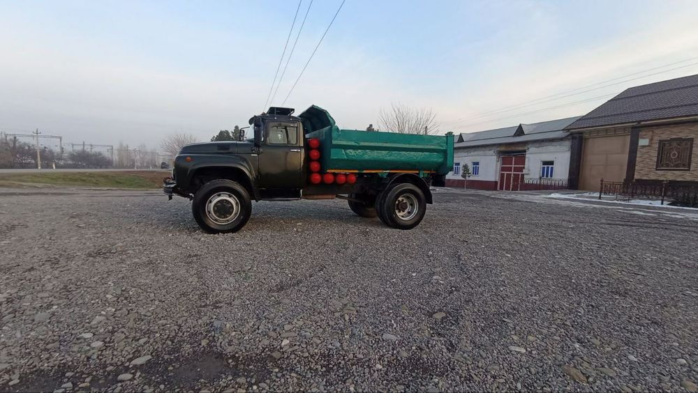 Zil maskovski. Narxi 11500 kelishiladi.