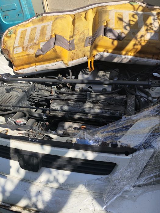 Продам запчасти на хонду црв