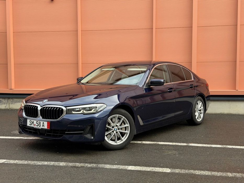 BMW Seria 5 530E XDrive