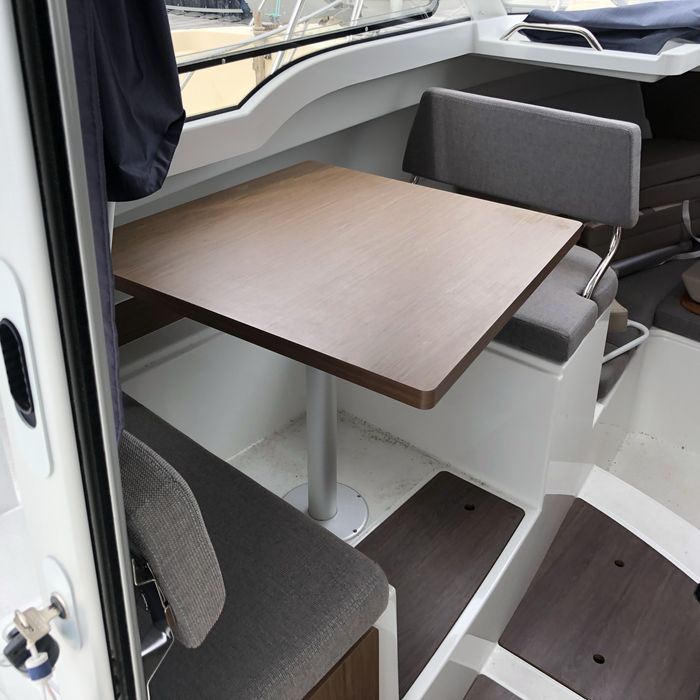 Ambarcatiune Beneteau Antares 7 - 160 ore, echipare completa, peridoc