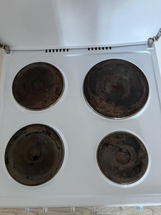 Продам электрическую плиту