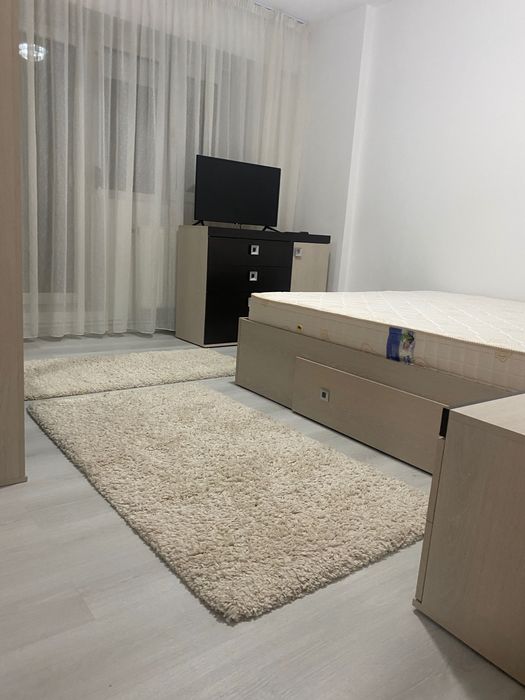 Închiriez apartament 2 camere ultracentral