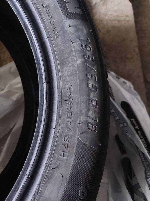 Vând 4 cauciucuri Michelin de vara 195/55R16 87H Dot 2021