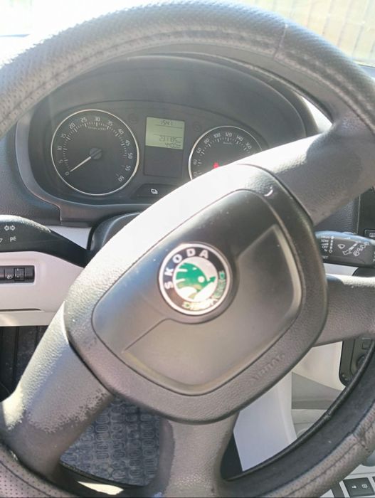 Vând Skoda roomster