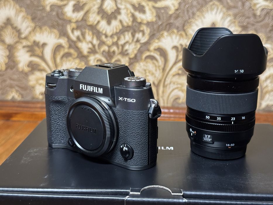 Fujifilm xt-50 + kit lens