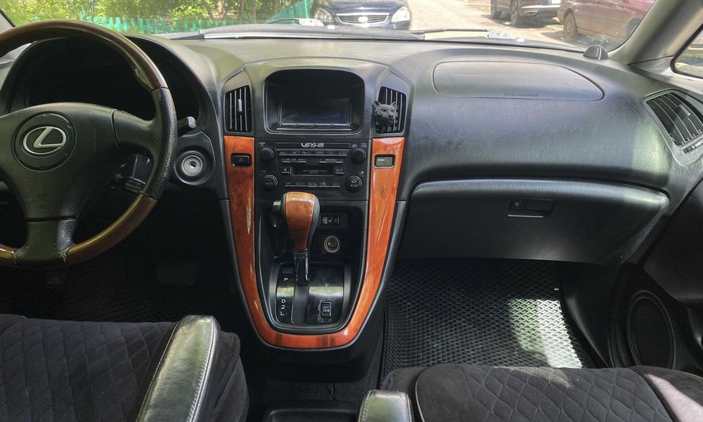 LEXUS RX300 (Рестайлинг)