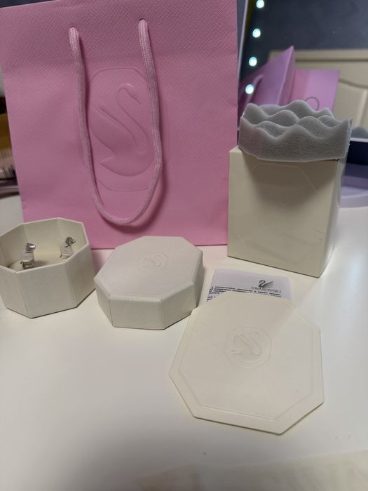 Обеци Swarovski